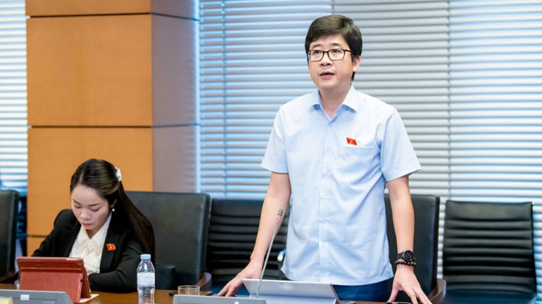 Đại biểu Nguyễn Thành Trung (Đoàn Yên Bái). (Ảnh: Quochoi.vn)