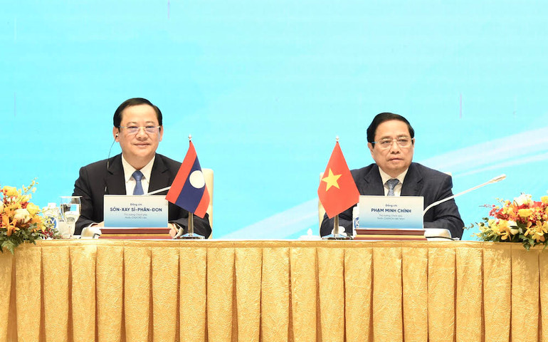 Thủ tướng Phạm Minh Chính và Thủ tướng Lào Sonexay Siphandone dự Hội nghị hợp tác đầu tư Việt Nam-Lào 2024.