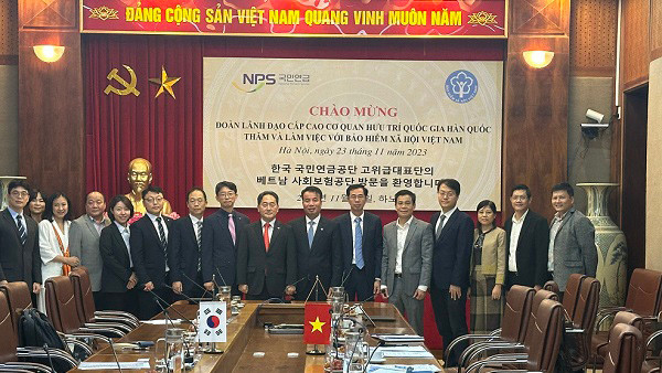 Đại diện Bảo hiểm xã hội Việt Nam và Cơ quan Hưu trí quốc gia Hàn Quốc tại buổi làm việc. (Ảnh: VSS)