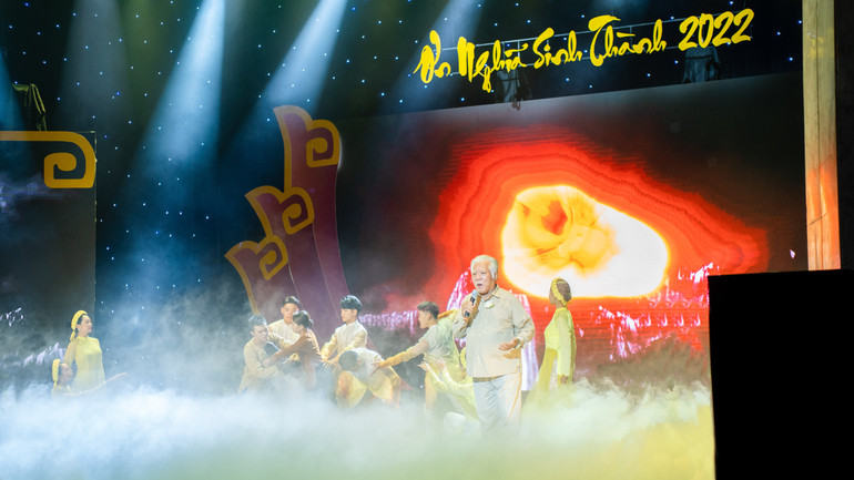 NSƯT Lê Chức trong chương trình "Ơn nghĩa sinh thành" năm 2022.