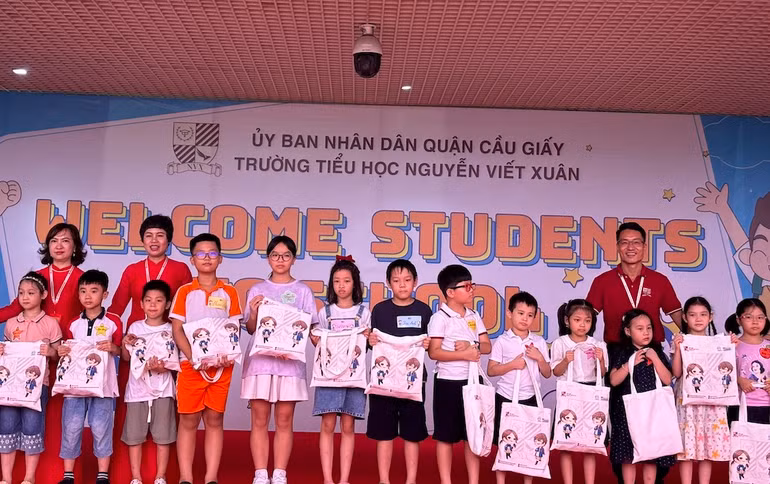 Học sinh tham gia Ngày hội giao lưu