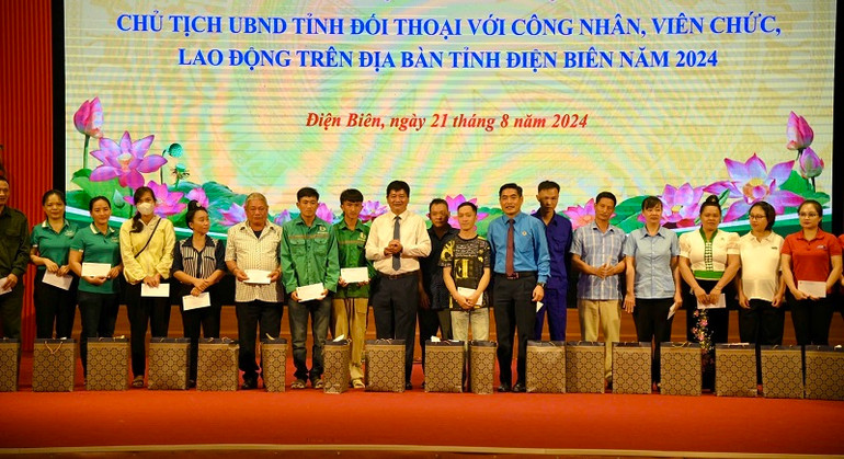 Từ nguồn hỗ trợ của các doanh nghiệp, doanh nhân tại Điện Biên, thời gian qua, các cấp công đoàn tỉnh Điện Biên đã thực hiện nhiều hoạt động chăm lo, hỗ trợ đoàn viên, người lao động hoàn cảnh khó khăn.