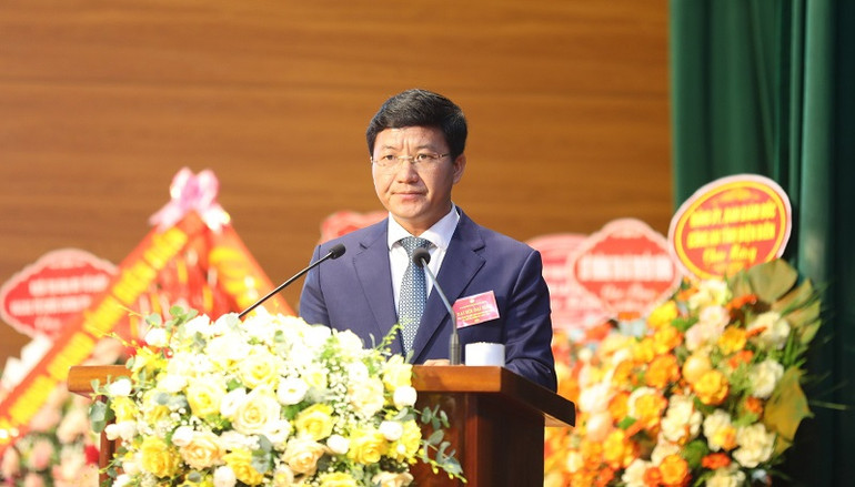 Đồng chí Mùa A Vảng, Ủy viên dự khuyết Trung ương Đảng được tín nhiệm cử giữ chức Chủ tịch Ủy ban Mặt Tổ quốc Việt Nam tỉnh Điện Biên khóa 13.