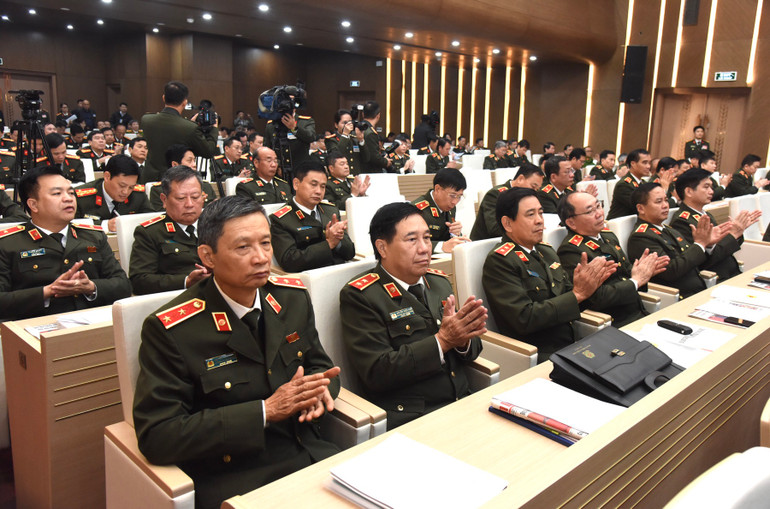 Các đại biểu công an tham dự hội nghị. (Ảnh: Trần Hải)