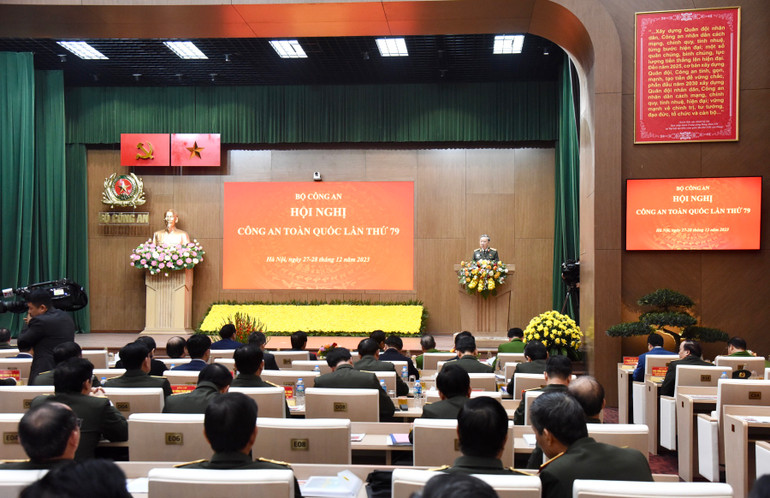 Đại tướng Tô Lâm, Bộ trưởng Công an phát biểu khai mạc hội nghị. (Ảnh: Trần Hải)