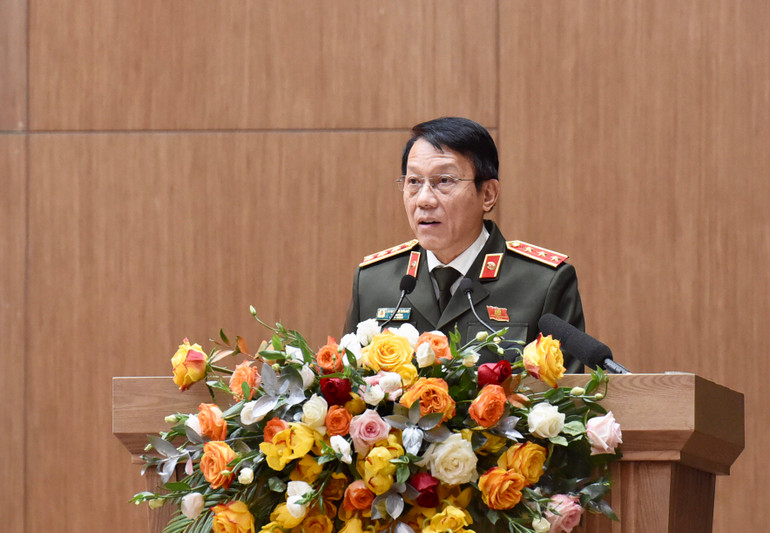 Thượng tướng Lương Tam Quang, Thứ trưởng Công an phát biểu tại hội nghị. (Ảnh: Trần Hải)