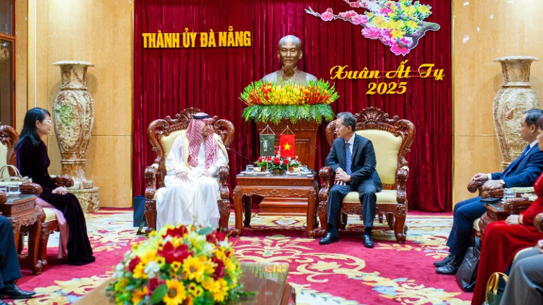 Buổi tiếp và làm việc với Đại sứ Saudi Arabia tại Việt Nam.