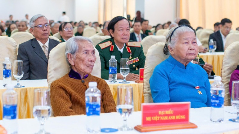 Các Mẹ Việt Nam Anh hùng trên địa bàn thành phố Đà Nẵng.