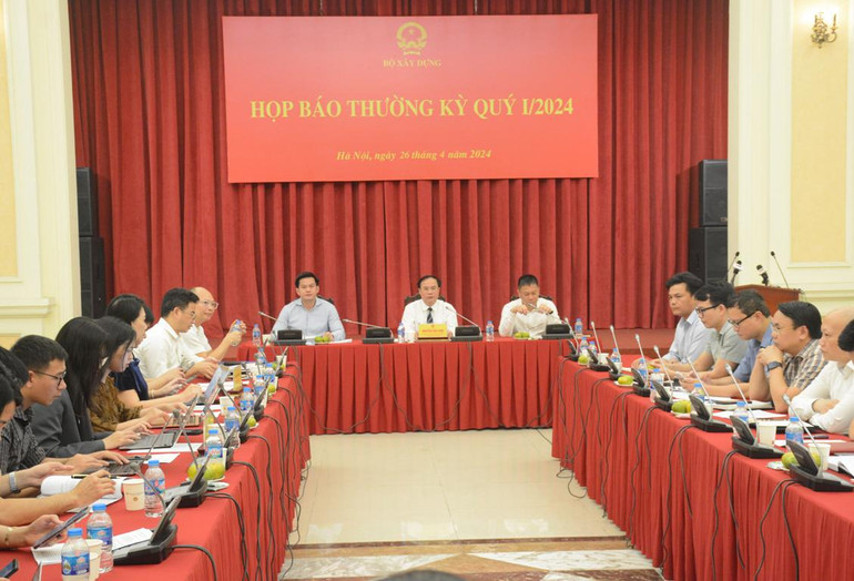 Toàn cảnh cuộc họp báo thường kỳ quý 1/2024 của Bộ Xây dựng.