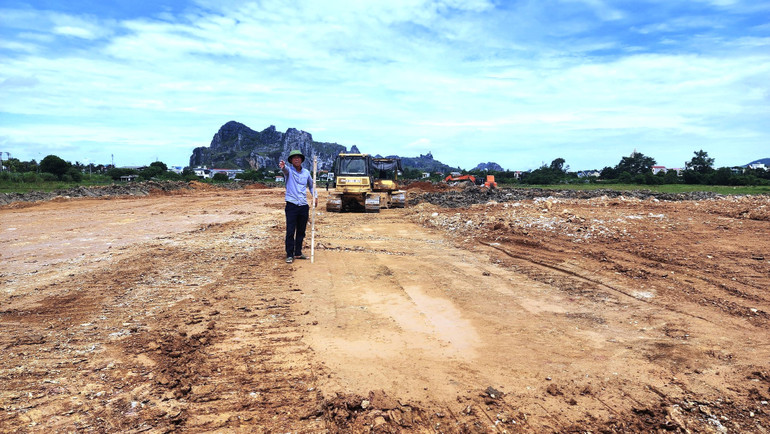 Với rất nhiều quy định mới, Luật Đất đai 2024 chính thức có hiệu lực (ngày 01/7/2024) sẽ mở ra nhiều cơ hội tiếp cận đất đai cho sản xuất kinh doanh của cộng đồng doanh nghiệp. Ảnh: Đại Đoàn kết