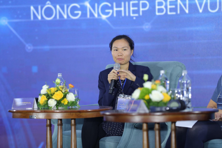 Tiến sĩ Van Schepler-Luu.