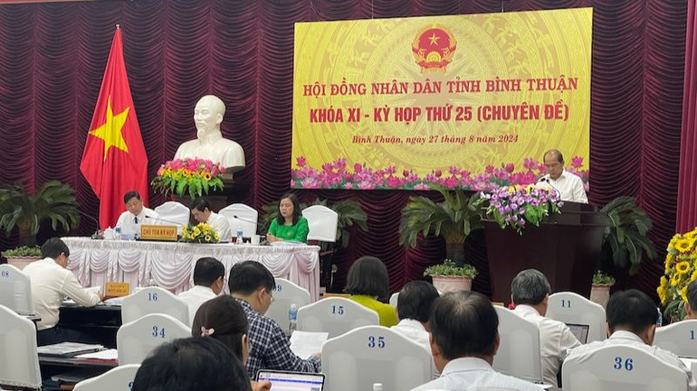 Hội đồng nhân dân tỉnh Bình Thuận xem xét, quyết định 13 nghị quyết quan trọng liên quan đến chủ trương đầu tư một số dự án, điều chỉnh các nguồn vốn đầu tư công.