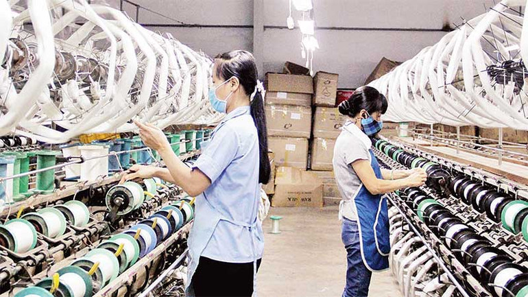 Mặt hàng tơ thô của Lâm Đồng được nhiều thị trường quốc tế ưa chuộng.