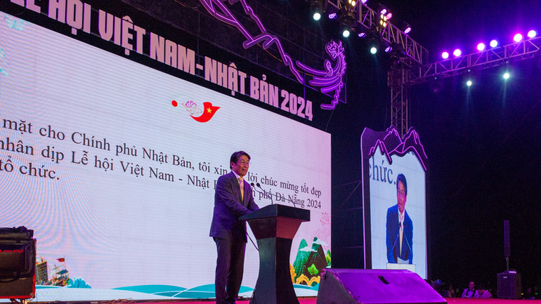 Đại sứ đặc mệnh toàn quyền Nhật Bản tại Việt Nam Ito Naoki phát biểu.