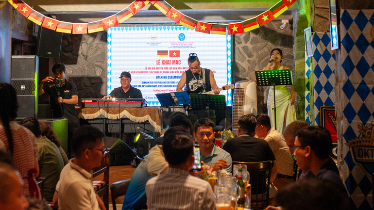 Chương trình đem đến nhiều trải nghiệm văn hóa.