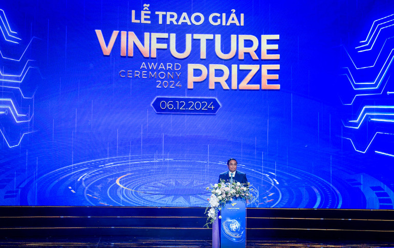 Thủ tướng nhấn mạnh, Việt Nam xác định rõ ý nghĩa đặc biệt quan trọng, ưu tiên nguồn lực và tập trung hoàn thiện thể chế, cơ chế, chính sách cho phát triển khoa học công nghệ, đổi mới sáng tạo, nhất là trong các ngành, lĩnh vực mới nổi.