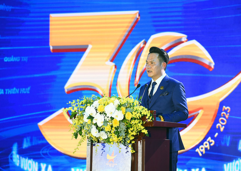 Ông Đặng Hồng Anh, Chủ tịch Hội Doanh nhân trẻ Việt Nam phát biểu