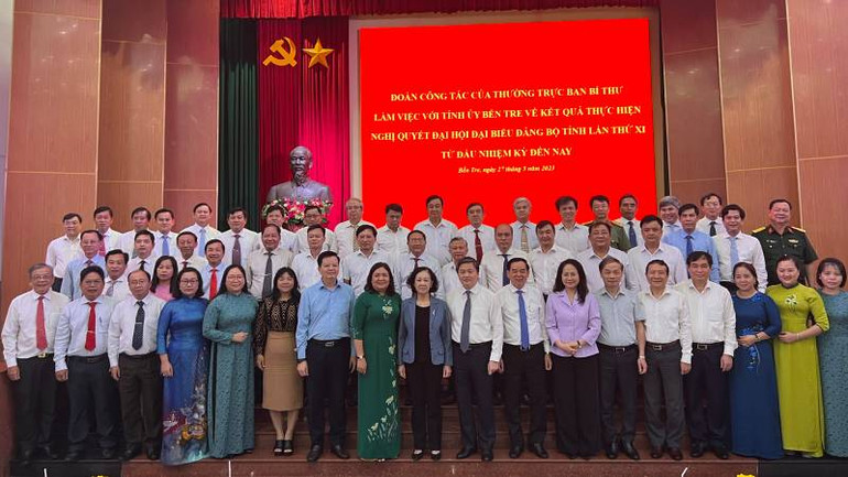 Đoàn công tác của Thường trực Ban Bí thư làm việc với Tỉnh ủy Bến Tre.