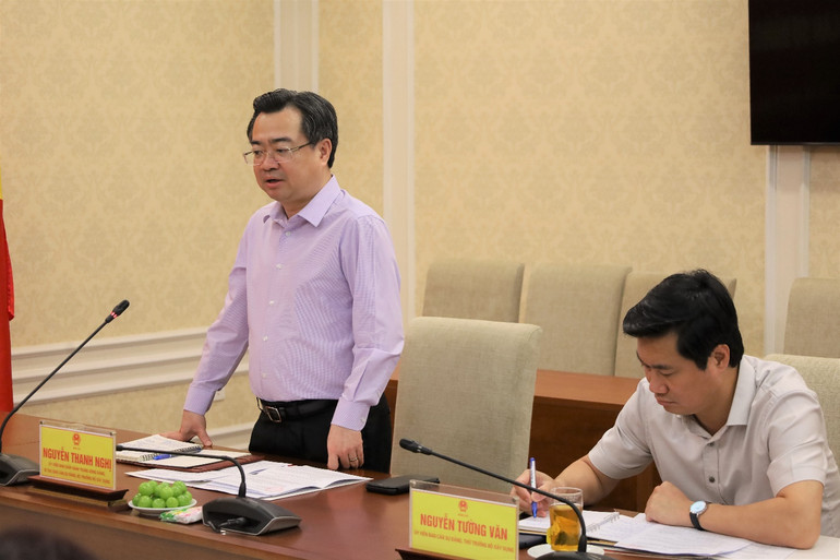 Đồng chí Nguyễn Thanh Nghị, Ủy viên Trung ương Đảng, Bí thư Ban Cán sự Đảng, Bộ trưởng Xây dựng phát biểu tại hội nghị.