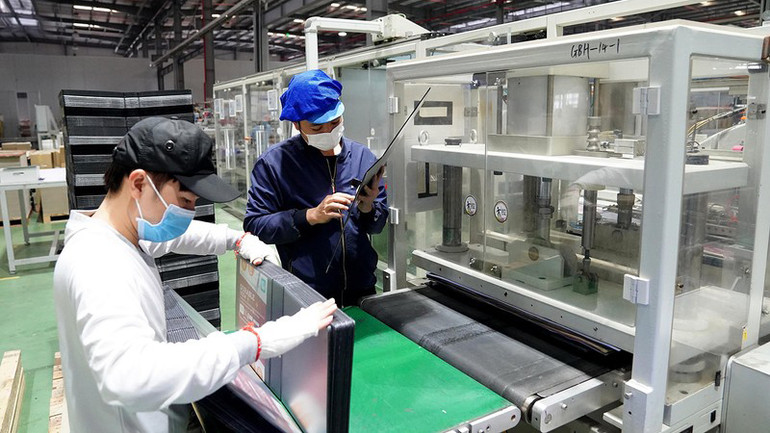 Lao động tại Công ty TNHH Deli Việt Nam, khu công nghiệp Yên Phong, tỉnh Bắc Ninh. (Ảnh: Duy Linh)