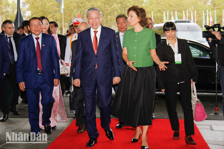 Tổng Giám đốc Audrey Azoulay chào đón Tổng Bí thư, Chủ tịch nước Tô Lâm tới thăm chính thức Trụ sở UNESCO.