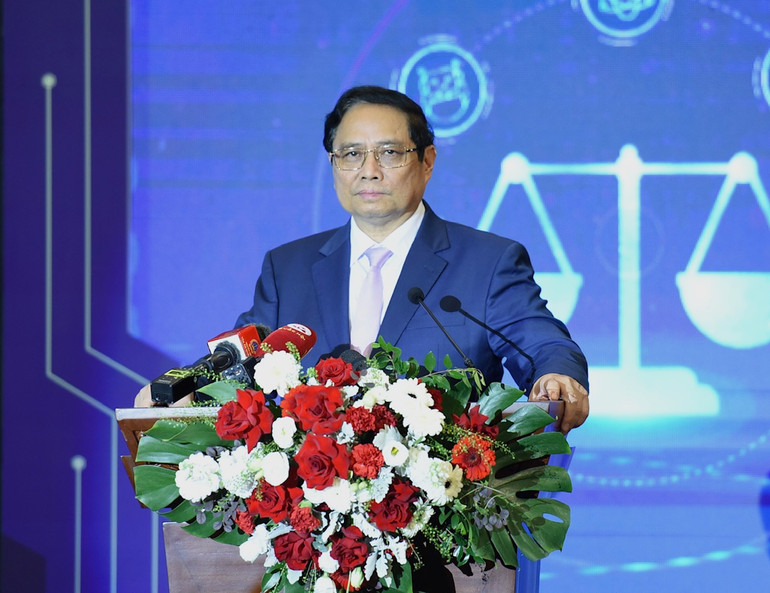 Thủ tướng Phạm Minh Chính phát biểu chỉ đạo tại Hội nghị giới thiệu mô hình chuyển đổi số thành công cấp bộ, ngành