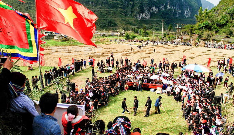 Nhiều lễ hội truyền thống ở Thái Nguyên được bảo tồn, phát huy.