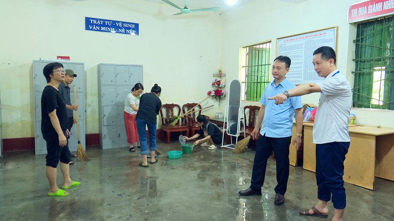 Việc khắc phục được giao cho từng người, từng việc để có hiệu quả cụ thể.