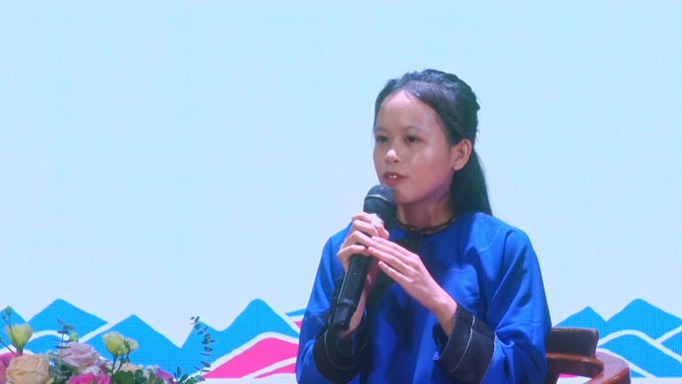 Những phong tục, tập quán không còn phù hợp cũng được sinh viên dân tộc thiểu số kiến nghị và vận động xóa bỏ.