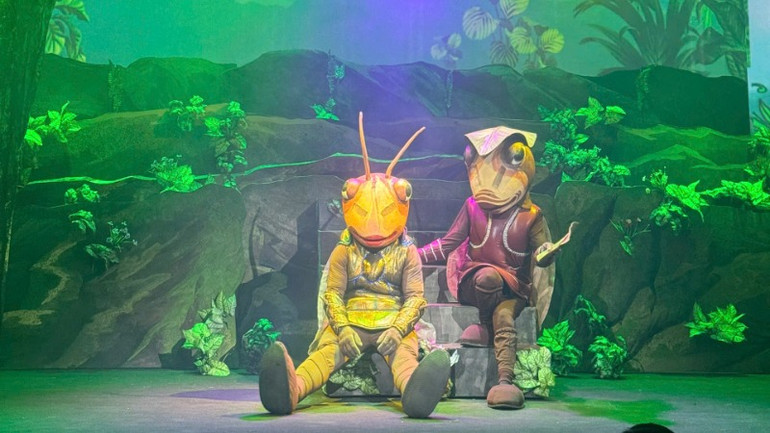 Những hoạt cảnh đan xen góp phần làm sinh động thêm cho vở rối.