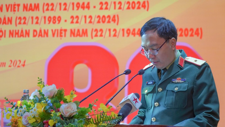 Thiếu tướng Trần Ngọc Anh phát biểu khai mạc Tuần phim.