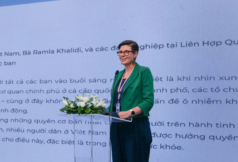 Tiến sĩ Angela Pratt, Trưởng Đại diện của WHO tại Việt Nam phát biểu.