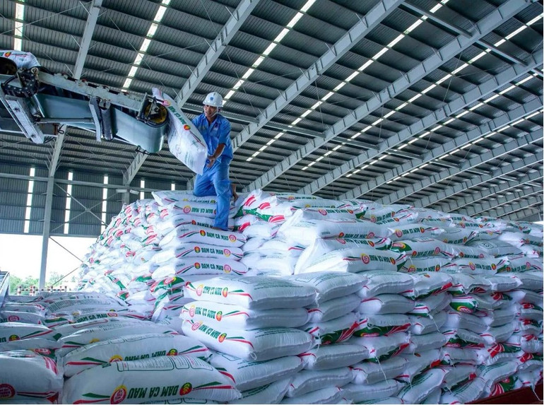 Bộ Nông nghiệp, Thủy sản và Lâm nghiệp Australia đánh giá cao chất lượng của sản phẩm PVCFC. Bộ Nông nghiệp, Thủy sản và Lâm nghiệp Australia đánh giá cao chất lượng của sản phẩm PVCFC.