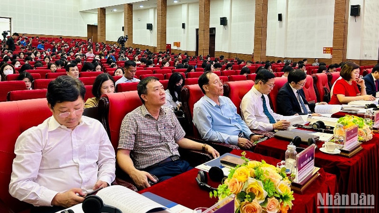 Các chuyên gia của Việt Nam và Hàn Quốc cùng tham gia chia sẻ tại sự kiện. (Ảnh: HẢI YẾN)