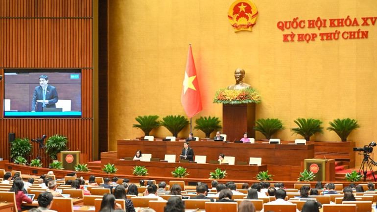 Quang cảnh buổi làm việc. (Ảnh BÙI GIANG)