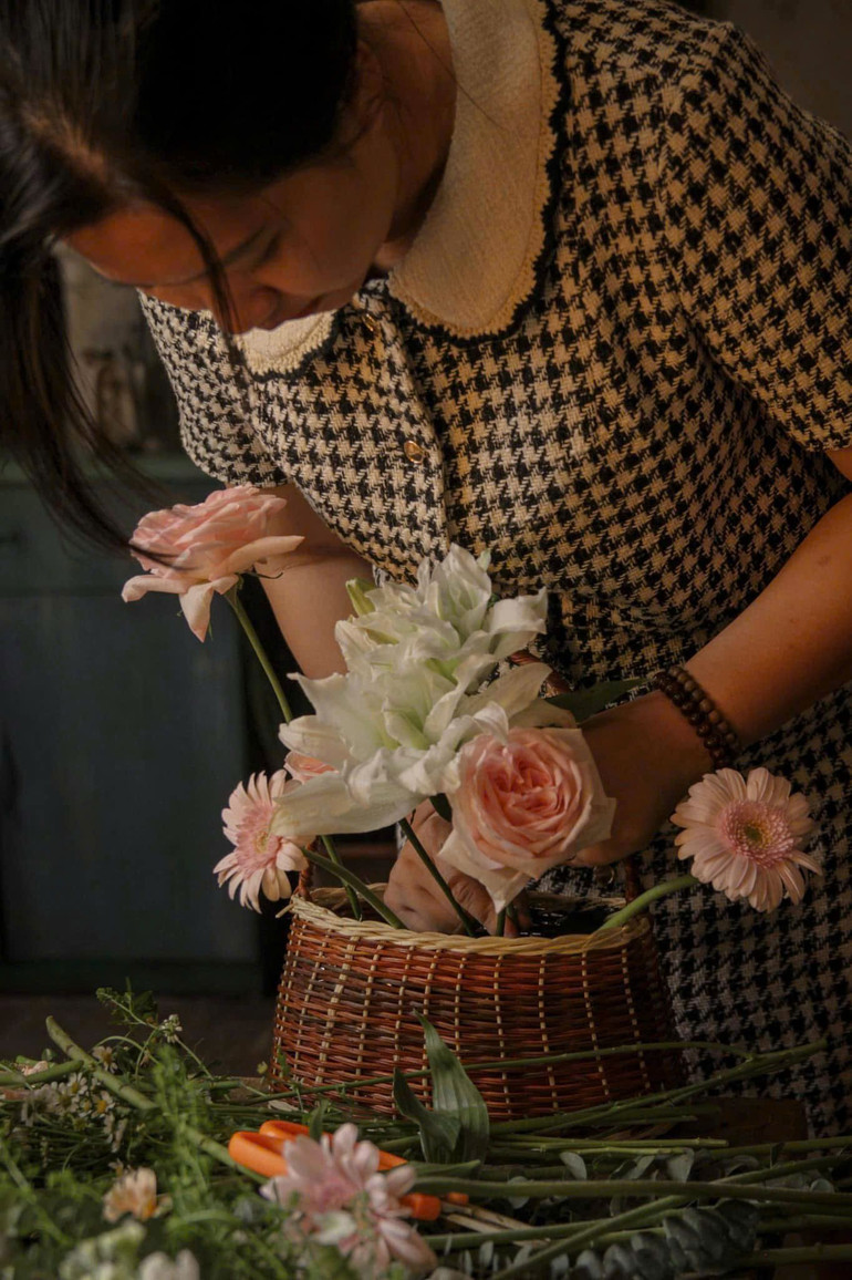 Nghệ nhân dành nhiều tâm huyết, tình cảm cho tác phẩm.