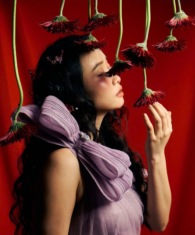 Quỳnh Thi được đánh giá có giọng hát nội lực và biến hóa.