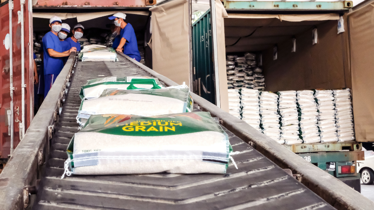 Những chuyến hàng xuất khẩu gạo đầu năm 2025.