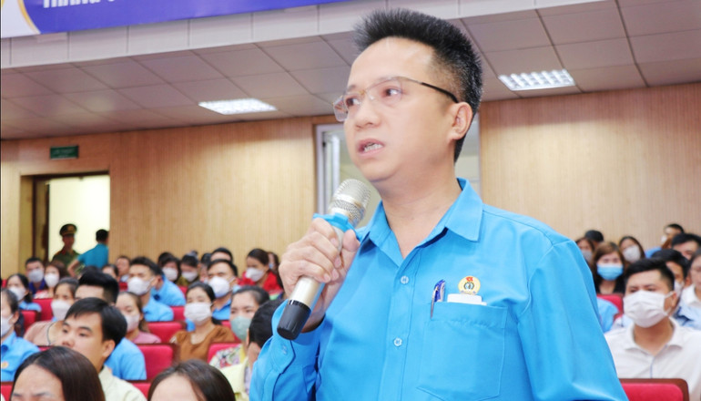 Nhiều kiến nghị của công nhân được xem xét, giải quyết ngay tại buổi đối thoại.