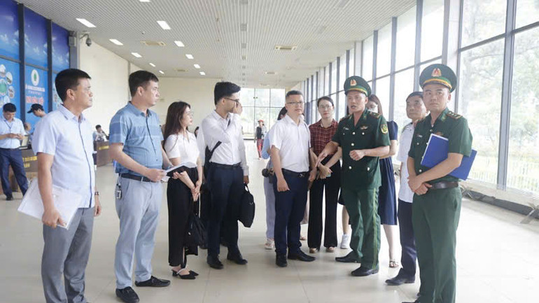 Viettel Post khảo sát thực địa cửa khẩu quốc tế Móng Cái.