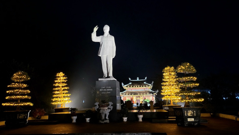 Khu lưu niệm Chủ tịch Hồ Chí Minh trên đảo Cô Tô được công nhận là Di tích Quốc gia đặc biệt.