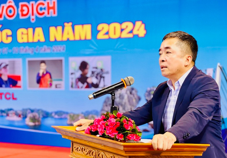 Ông Nguyễn Thanh Tùng, Phó Giám đốc Sở Văn hóa và Thể thao tỉnh Quảng Ninh phát biểu khai mạc giải.
