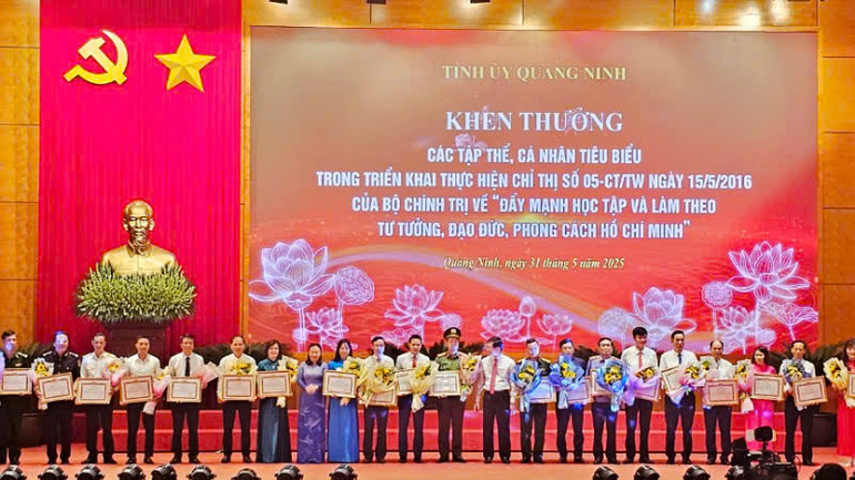 Tỉnh ủy Quảng Ninh tặng Bằng khen cho các tập thể và cá nhân có thành tích tiêu biểu, xuất sắc trong Phong trào thi đua “Học và làm theo Bác” giai đoạn 2023-2024.