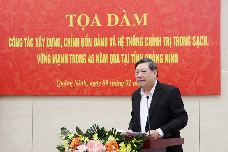 Đồng chí Trần Văn Rón, Phó Chủ nhiệm Thường trực Ủy ban Kiểm tra Trung ương phát biểu kết luận tại buổi tọa đàm. Đồng chí Trần Văn Rón, Phó Chủ nhiệm Thường trực Ủy ban Kiểm tra Trung ương phát biểu kết luận tại buổi tọa đàm.