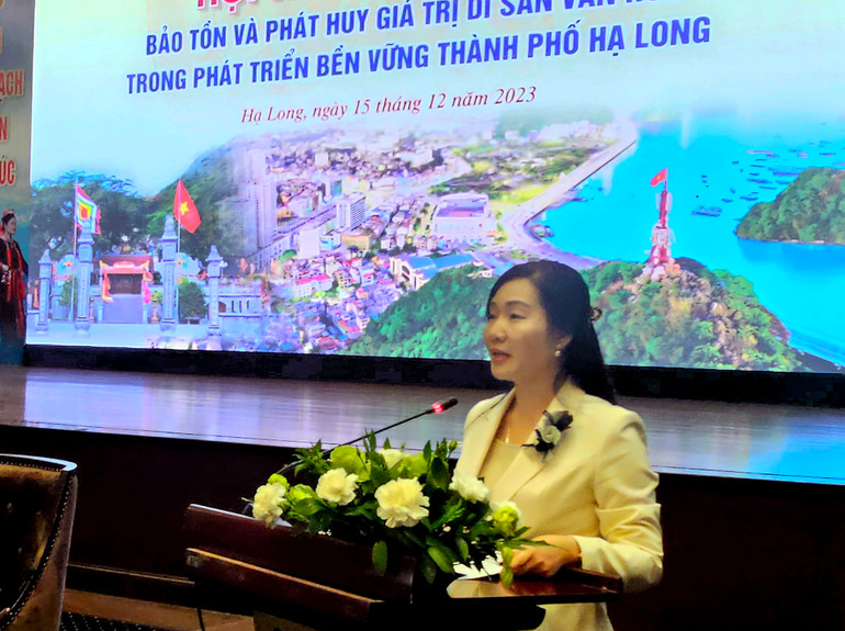 Phó Chủ tịch Ủy ban nhân dân tỉnh Quảng Ninh Nguyễn Thị Hạnh phát biểu chỉ đạo tại Hội thảo.