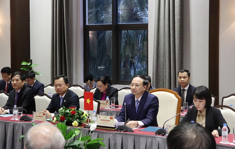 Bí thư Tỉnh ủy Quảng Ninh Nguyễn Xuân Ký phát biểu chào mừng tại buổi hội đàm.