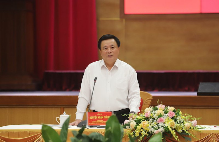 Đồng chí Nguyễn Xuân Thắng phát biểu kết luận tại buổi làm việc. Đồng chí Nguyễn Xuân Thắng phát biểu kết luận tại buổi làm việc.
