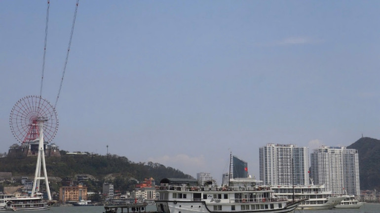 Các tàu du lịch tham quan Vịnh Hạ Long đã sẵn sàng đón khách du lịch trở lại.