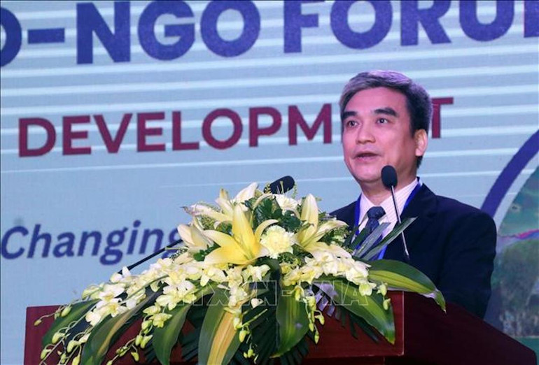 Ông Lưu Quang Tuấn, Vụ trưởng Vụ Hợp tác quốc tế, Bộ Lao động-Thương binh và xã hội phát biểu khai mạc. Ông Lưu Quang Tuấn, Vụ trưởng Vụ Hợp tác quốc tế, Bộ Lao động-Thương binh và xã hội phát biểu khai mạc.