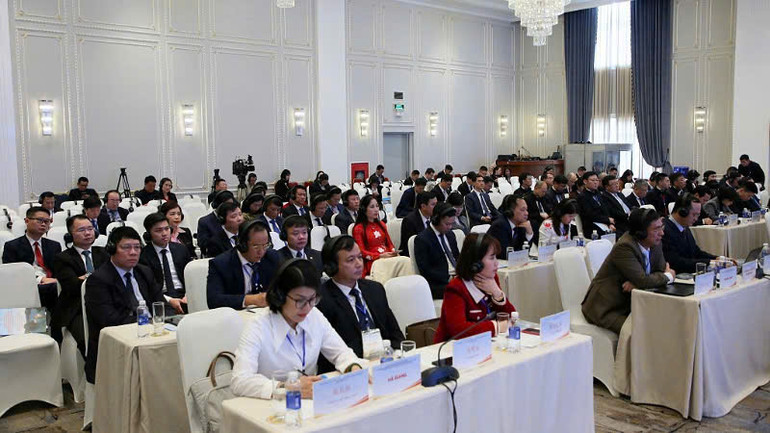 Các đại biểu tham dự Hội nghị lần thứ 16 Ủy ban Công tác liên hợp giữa 4 tỉnh (Việt Nam) và Khu tự trị dân tộc Choang Quảng Tây (Trung Quốc).